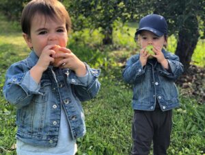 Lauren Collins Instagram - It’s the video at the end for me. Happy Fall Y’all 🍏👬🍎