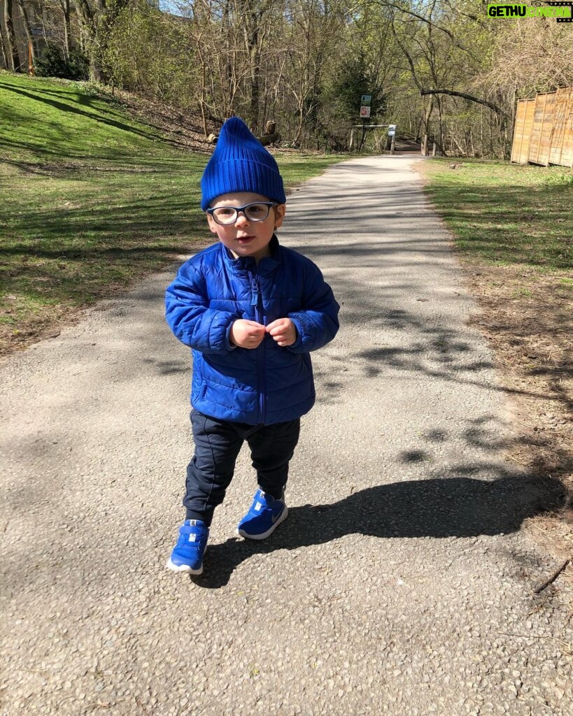 Lauren Collins Instagram - Feeling very lucky this Mother’s Day. But feeling even luckier that the choice to have Charlie was mine. Turning off the comments and encouraging you to click the link in my bio and donate to the National Network of Abortion Funds. @abortionfunds 💙💙💙