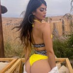 Lauren Cruz Instagram - 💛💛 mon Maillot de bain vient de chez @ilannfive_tarbes