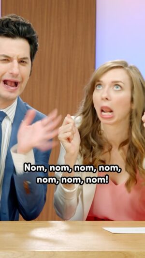 Lauren Lapkus Instagram - Di-Di.
#TheEarliestShow