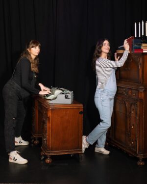 Lauren Lapkus Instagram - Ahhh our show was so much fun!! Thank you to all who came out and all who watched the livestream! You can still watch the show if you go to @dynastytypewriter’s website and find BUNS IN THE OVEN. 🩷 And we are so grateful to @phil.and.sara for capturing this special moment for us!