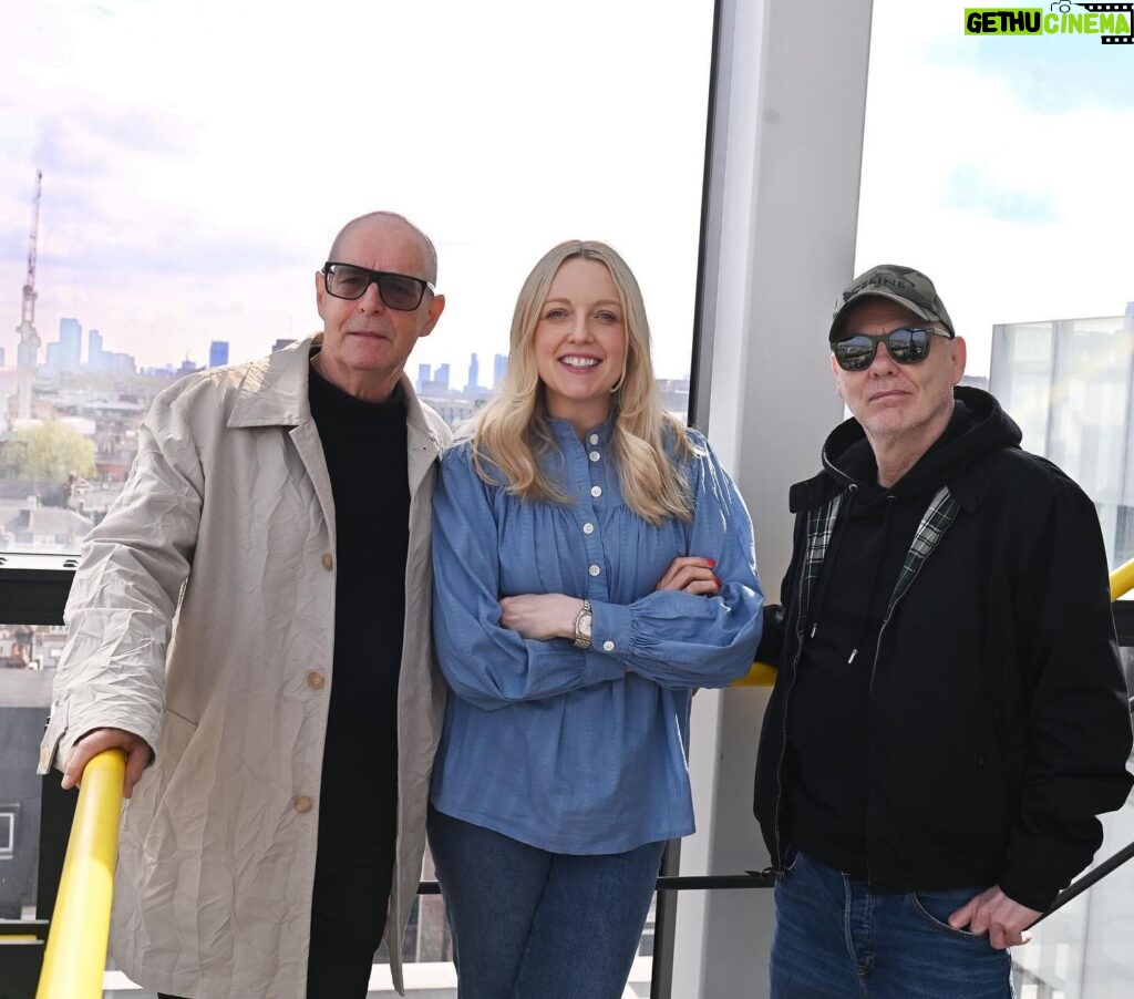 Lauren Laverne Instagram - What a morning! Took a trip to the #DesertIslandDisco, and then a deep dive into their new album with the inimitable @petshopboys. Then grabbed a pic on the 8th floor of the BBC, looking out over London’s West End…. Listen back now on @BBCSounds if you missed it and catch their brilliant Imagine film on @bbciplayer! (Pic by @snappersass)