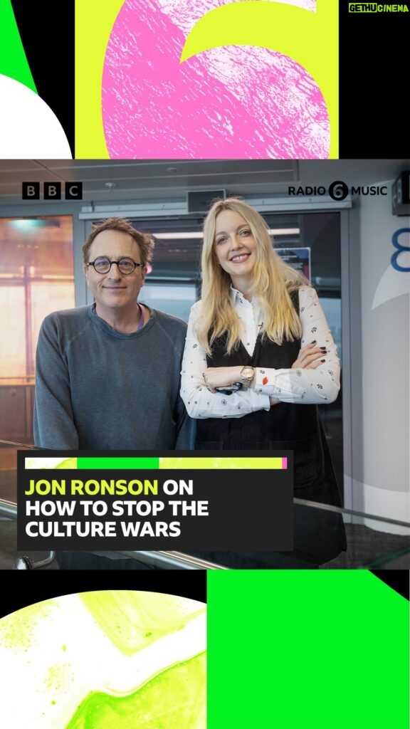 Lauren Laverne Instagram - How do we stop the culture wars? 🤔 Jon Ronson had a fascinating chat with Lauren about a resolution to the culture wars and his podcast Things Fell Apart 🎧 Listen now on @bbcsounds by tapping the link in our bio.