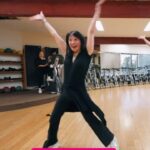 Lauren Tom Instagram - Dance=joy. So grateful to be back in dance class again after 40 years! I can never walk the next day but it’s totally worth it! 😂 #followyourjoy If you’re looking for some great dance teachers check out @tevyncole (streetjazz ) @carlos_basquiat (#vogue ) @noelbajandas (#commercialjazz ) @mdcdance @m.o.danceandfitness @eastongymstudiocity