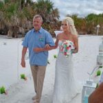 Lauren Williams Instagram - Having my Dad walk me down the aisle meant everything to me 🥰 He has always been the pinnacle of what a man, husband and father should be. The weather was beautiful, the sand was soft, the ocean was soothing in the background, family and friends were barefoot and grounding together in the wedding of my dreams ☀️🌴 10/1 forever ❤️