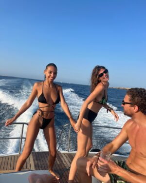 Laurie Marquet Instagram - Best of these days..
Ibiza ✌🏽💋