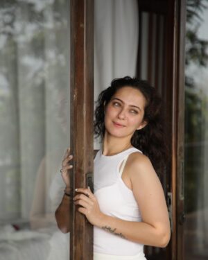 Lavina Tandon Instagram - She’s an angel, she’s a devil,
She’s a woman, she’s a child, 
She’s love, she’s war, 
She’s a heartbeat, she’s a heartache 
But
when she’s leaves you,she’ll leave you with a smile.

Pc: @darshan6289photography 
Location: @foresthillstala 
Outfit: @hm 

#photooftheday 
#simplephotography 
#whitelove 
#whitewolf 
#nomakeuplook
#fresh 
#pretty 
#real 
#raw 
#actor 
#influencer 
#foodie 
#traveler 
#lavvinataandon