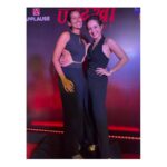 Lavina Tandon Instagram - Undekhi Season3 Premiere !!! . . . Some more pictures from the starry night 🤩 Can’t wait 👯‍♀️👯‍♀️👯‍♀️ Stay tuned #undekhi3 releasing on 10th may only on @sonylivindia @applausesocial @banijayasia