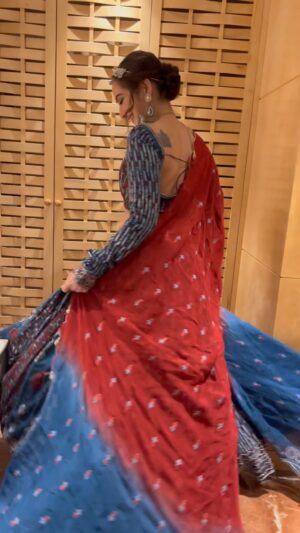 Lavina Tandon Instagram - 🚨Transition Alert 🚨 
.
.
.
.
.
RAJASTHANI STYLE ❣️
Wearing: @silai.bunai 
@jaipurfashionexpo
@intercontinentaljaipur

And 
Special to Thanks to these lovely ladies for shooting and editing the reel😬😬
@dearmansi 
@leena_real
