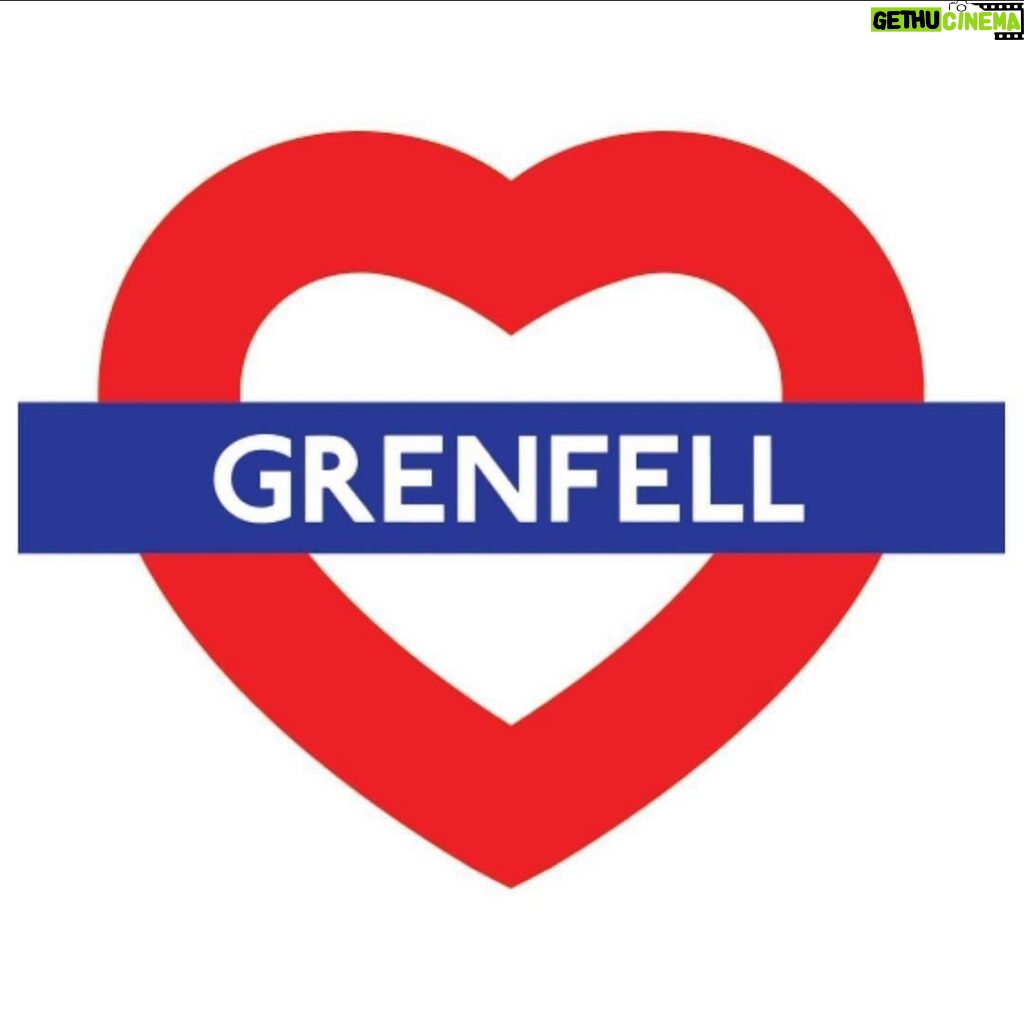 Layla El Instagram - I stand by Grenfell 💚