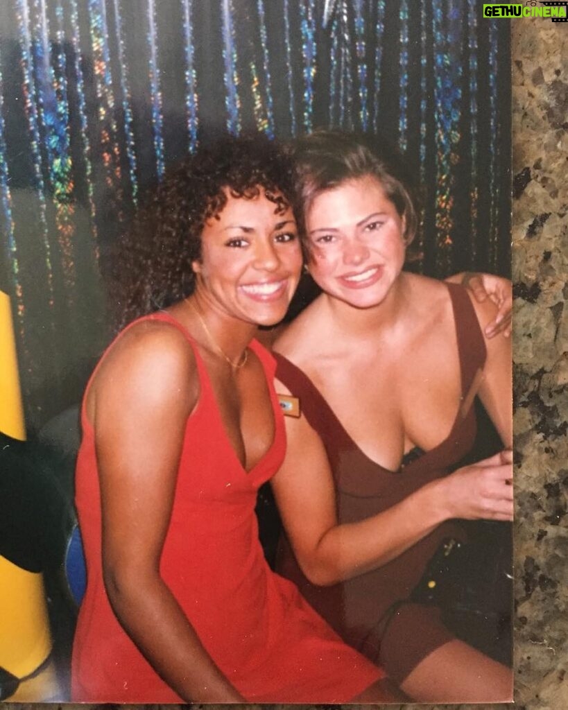 Layla El Instagram - Major throwback. I used to lay out in the sun way too much. Nikki & I I think 1996/1997 on a carnival cruise ship working as dancers for their main shows. Some people you meet you will always be Friends with no matter the time or distance apart. We pick Right back up like we never missed a beat. I love you Nikki 💛#Friends #young #Innocence