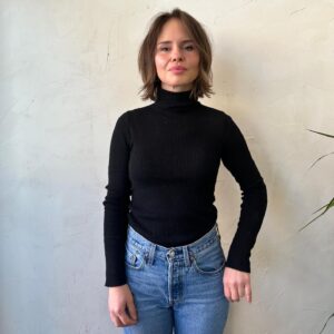Léa Clermont-Dion Instagram - Extreme makeover home edition. Salut! 💇‍♀️ Mission accomplie par les merveilleuses @colourbycloud @catiacorr.hairstylist @leartof