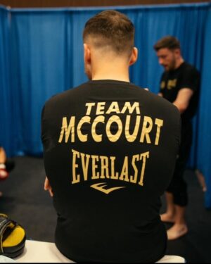 Leah McCourt Instagram - Proud to announce I have signed with @everlast for the fourth year.  The most iconic brand in combat. Beyond grateful to be their only female MMA athlete. 

Thank you to the whole team for their continued support & belief in me to help me get to where I am, through pandemics, setbacks and injuries.  No.1 contender and will be back in style.  Let’s go @everlast #GreatnessIsWitnin