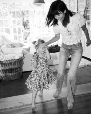 Leanne Ford Instagram - Happy Mother’s day to all the Mama’s out there that wake up everyday and come up with a never ending string of “silly solutions,” nurture our little people into good/kind/loving humans and turn anything we got into a home.

And a very special shout out to the mothers that had us and/or raised us!! Ya truly don’t know, ‘til ya know.

Top: @shopdoen 
Jeans: @acnestudios 

//#LeanneFordInteriors shot by @sarahbarlow

#mothersday #momlife