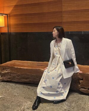 Lee Ayumi Instagram - 주말나들이🩶
날씨는 구리지만 모두 즐주 보내용!!

週末ホカンス🩶
ソウルの天気は微妙だけど素敵な週末を!!