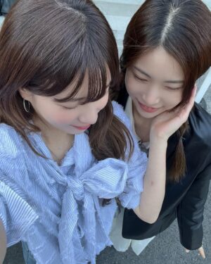 Lee Hae-in Instagram - 🥐☕️
