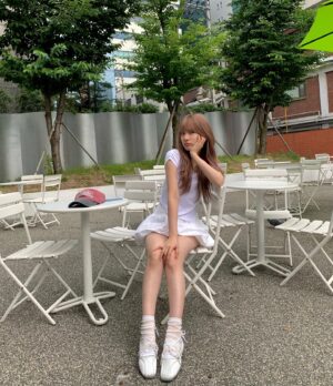 Lee Hae-in Instagram - ✨✨