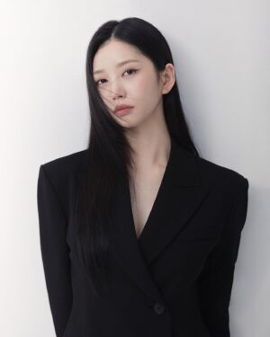 Lee Hwa-Kyum Instagram - 