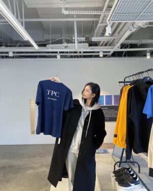 Lee Hwa-Kyum Instagram - 3월의 겸2