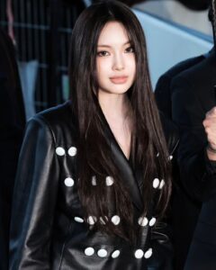 Actress Lee Hye-in HD Instagram Photos and Wallpapers May 2024