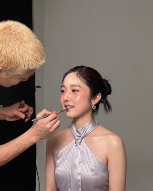 Lee Hye-seong Instagram - 얼른 날이 풀렸으면 🙂