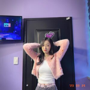 Lee Jin-sol Instagram - 에너지 가득 받았다 파인에플 짱🥴🍍
너무 행복했어요 또 만나요 우리💓