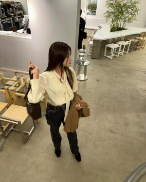 Lee Ju-woo Instagram - 🤎🤎🤎🍕