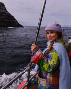Lee Newton Instagram - I’m posting this picture, so I can trigger warn you for the next slide- in which I thought I was getting really cool boat footage but instead just got a video covered by the sound of the guy next to me hurling off the side of the boat. It deserves to be seen cause it’s hilarious. (He survived) 💕