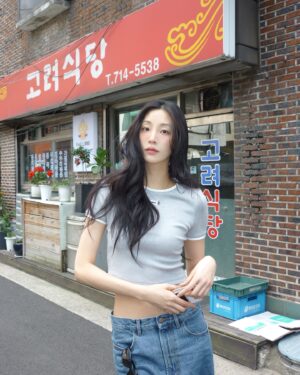 Lee Seo-bin Instagram - Yes or no ? 🤷🏾‍♀️