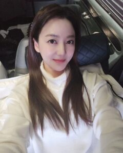 Actress Lee So-yeon HD Instagram Photos and Wallpapers June 2024
