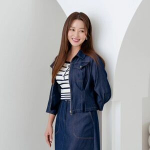 Lee So-yeon Instagram - #수스 #여성복 ♡