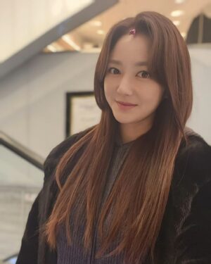 Lee So-yeon Instagram - #촬영가는길
#추워요 #다들감기조심 !!