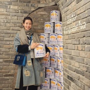 Lee Tae-ran Instagram - 사랑하는 친구들과~ 
오랜만에 배터지게 먹고~
배꼽 빠지게 웃었던 날~♡
친구들아~ 미안해~ 내가 다 가렸네~ 고의는 아녔어😅😅😅
.
.
1차 #케이트미
2차 #파미고츄레리아
.
.
@katemi_mapo
@famigochurreria 
@farmfactory_official