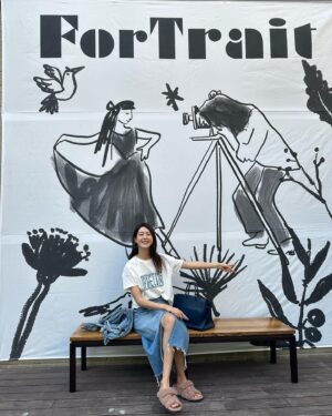 Lee Yo-won Instagram - #파크랜드 #아트콜라보 #콜라보레이션 #여름코디 #원피스 #티셔츠 #프렐린 #이건희