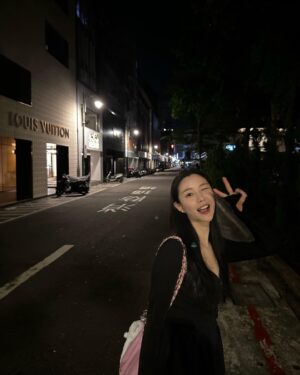 Lee Da-in Instagram - 갑자기 가을이네에🍂 시간 참 잘간다,,