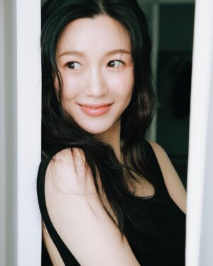 Lee Da-in Instagram - 𝓓𝓮𝓬𝓮𝓶𝓫𝓮𝓻