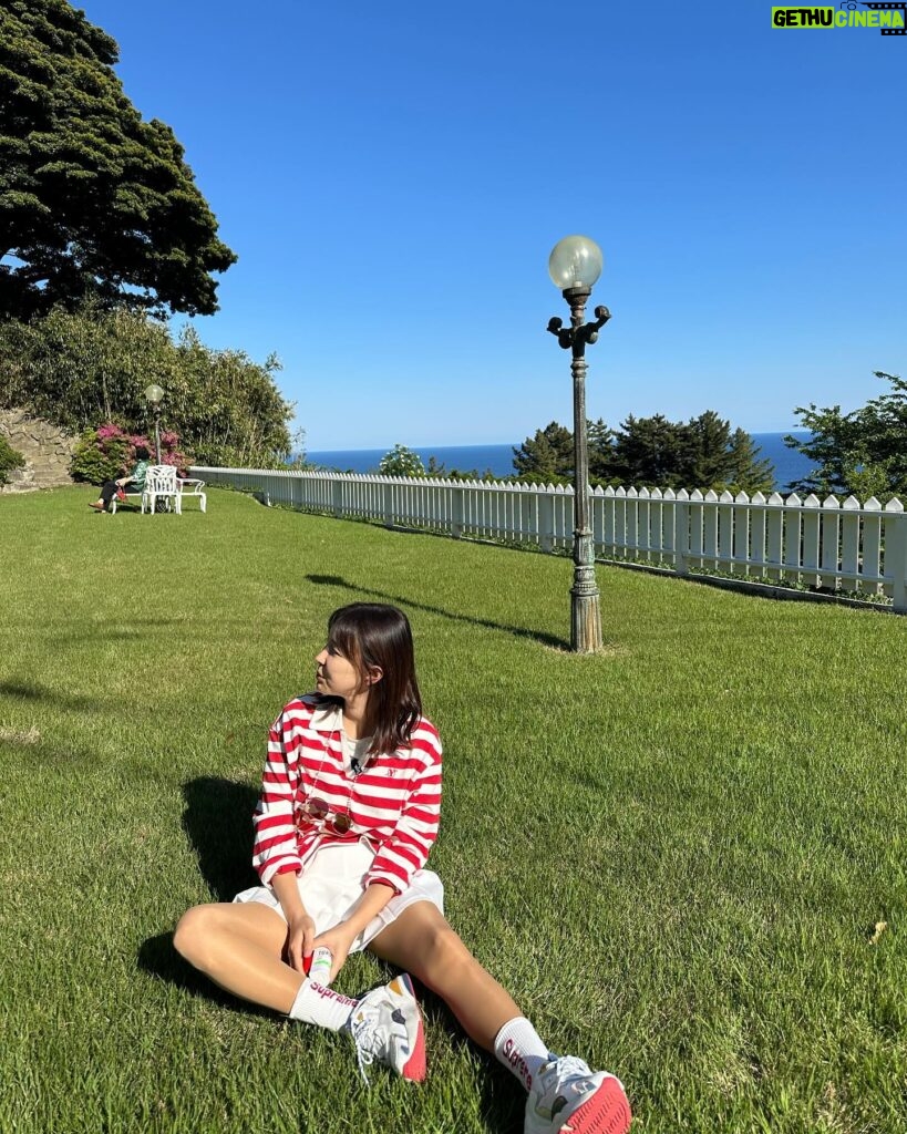 Lee Ji-hye Instagram - 저는 울룽도에서 충전 제대로하고 하트도 만나고 일몰도 보고 소원도 빌고 울릉도는 사랑입니다😍