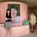 Lee Ju-yeon Instagram - 봄봄하네 🌷 울 주현언니 @juhyun1023 고생했어 🧡 옷 넘 예쁘다🫶 @cloveclub 쩡언니랑 쌍둥이 컨셉이예요 💚