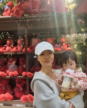 Lee Jung-hyun Instagram - 서아랑 🎄☃️🧸❤️