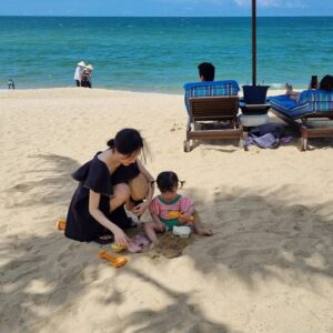 Lee Jung-hyun Instagram - 모래놀이🐥🏖

지난날👒