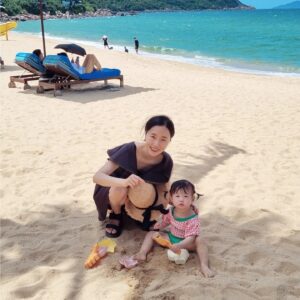 Lee Jung-hyun Instagram - 모래놀이🐥🏖

지난날👒