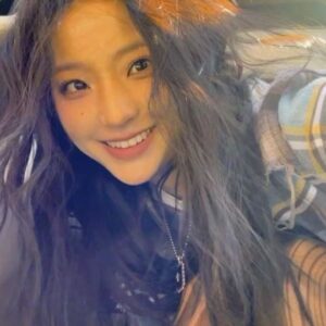 Lee Sae-rom Instagram - 🍁🫶🏻
