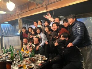 Lee Sang-hee Instagram - 명신대 정신건강의학과 회식, 
그 후. 

#지금행복하자🫰🫶🙆🏼‍♀️

#정신병동에도아침이와요 
#dailydoseofsunshine