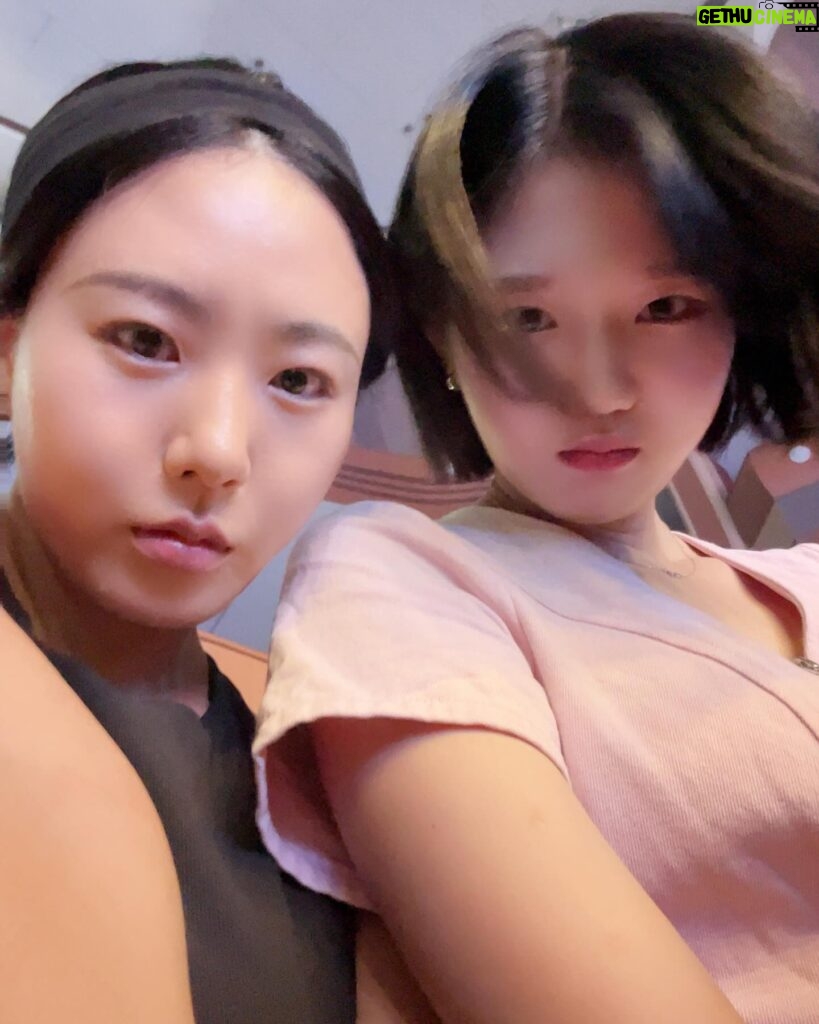 Lee Sang-hwa Instagram - 귀염뽀짝 스카이 보고시픔🩵💙 #말좀잘들어라 #niece