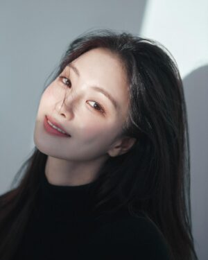 Lee Se-hee Instagram - @iiikyeong 🤍
M @lamaison.jungsunmiyo 🤍
H @hair_ssong 🤍