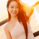 Lee Si-won Instagram - In my golden hour 🌅✨