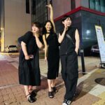 Lee Si-won Instagram - HOW TO WEAR ALL BLACK 🐜🖤