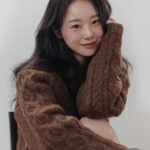 Lee Si-won Instagram - 따뜻한 연말 🐻🧸🌰🤎