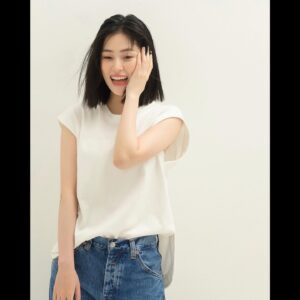 Lee Soo-kyung Instagram - 💜