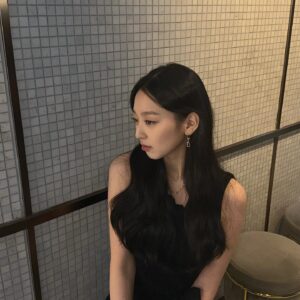 Lee Soo-min Thumbnail - 17.5K Likes - Most Liked Instagram Photos